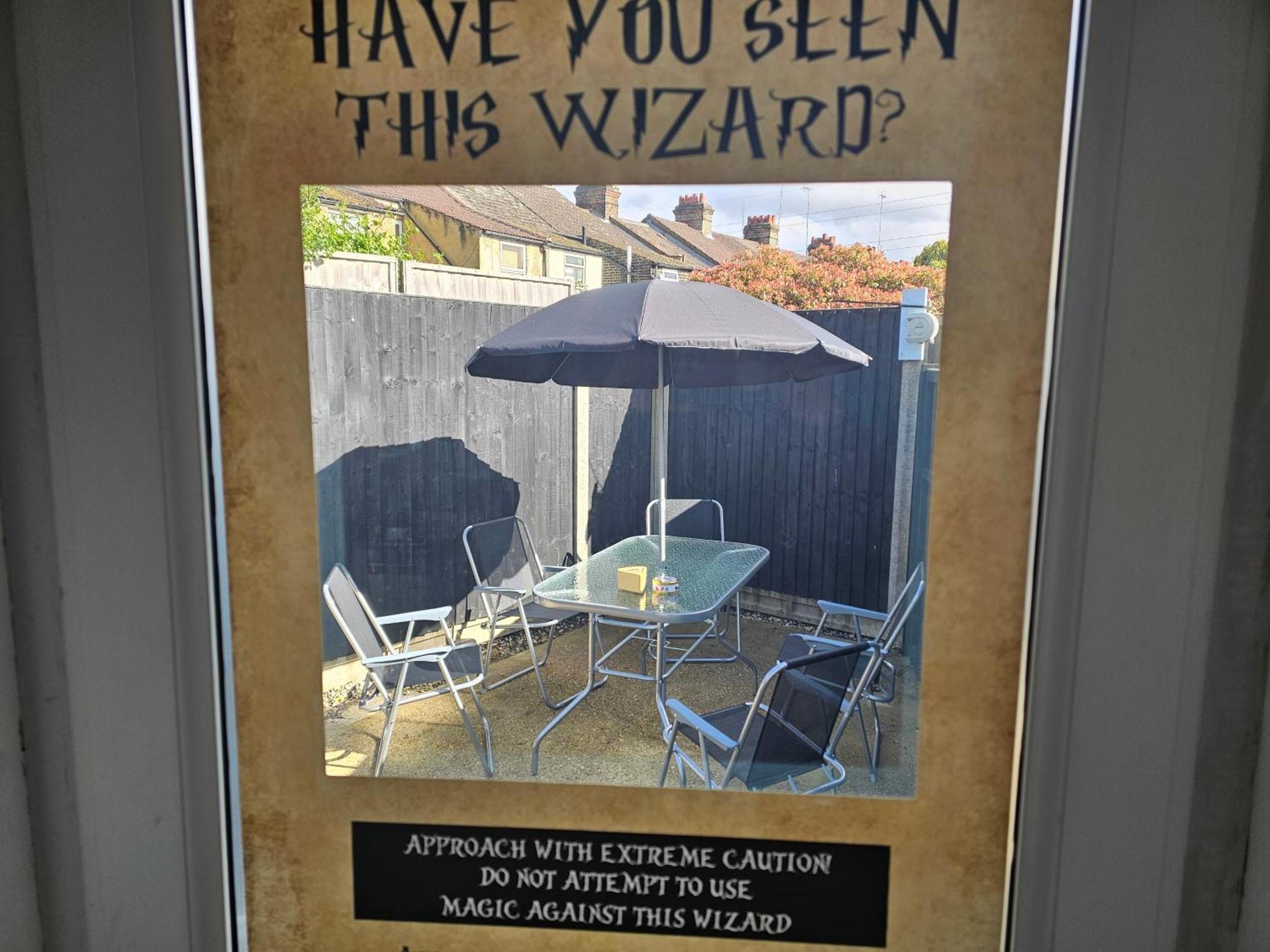 Magical Harry Potter Themed Home In Watford - Free Off-Street Parking 外观 照片